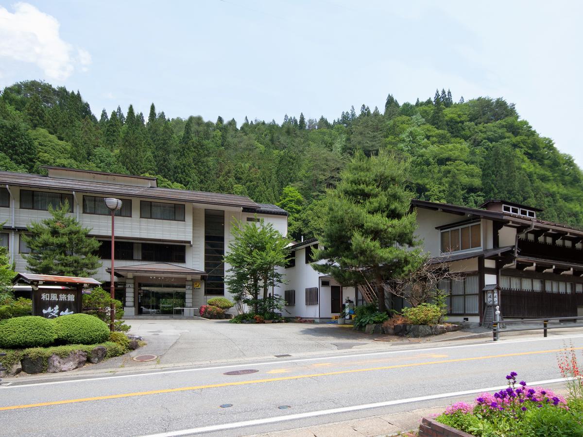 Ryokan Gizan Takayama  Exterior photo